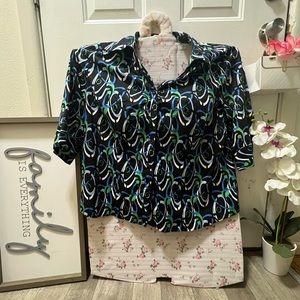 Ladies plus Lane Bryant 22/24 print blouse